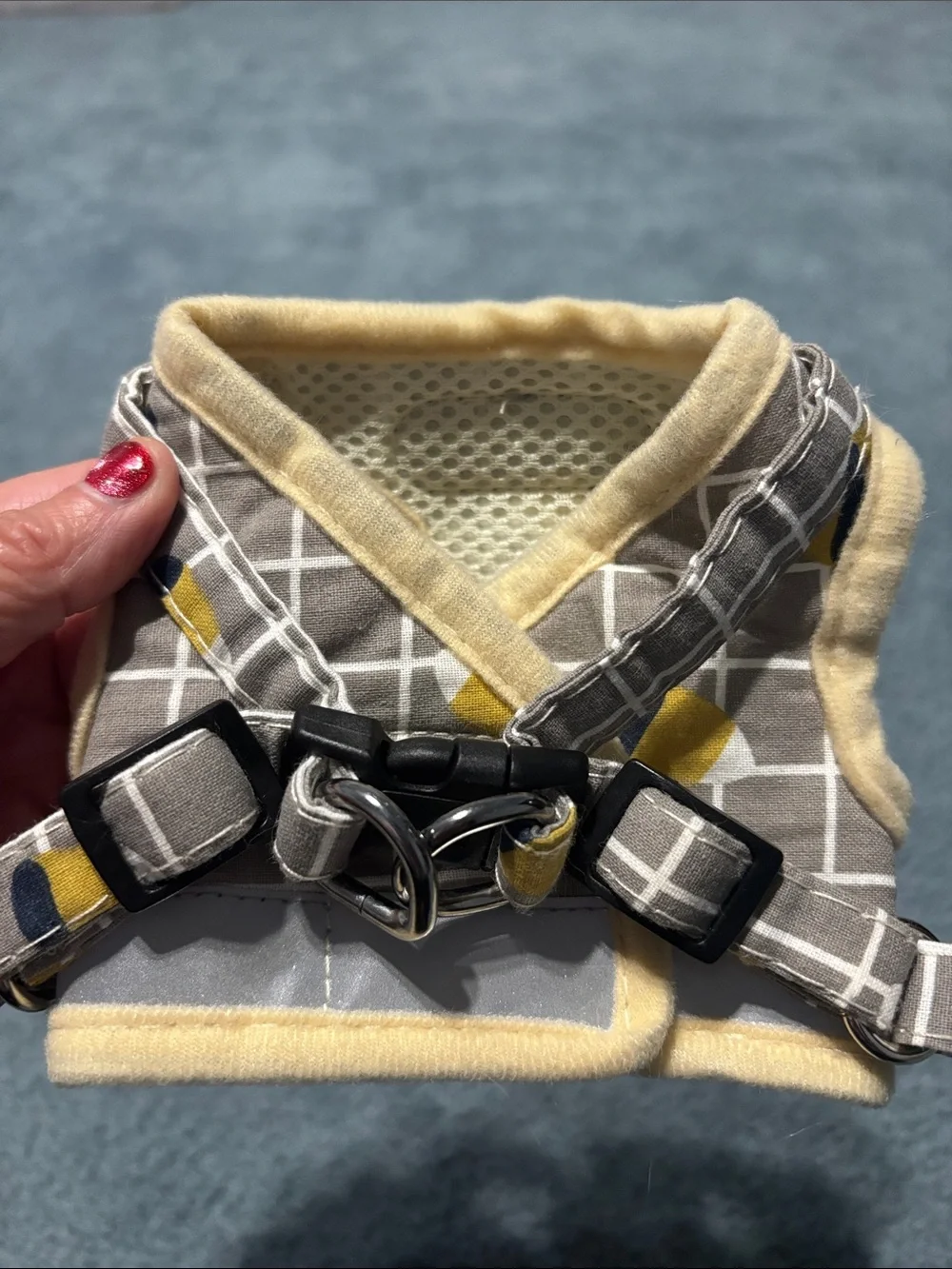 New Cat or Dog Vest Harness with Leash Size XS